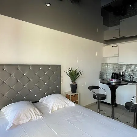 Anita- Héliopolis F 76 - Chic - 2 Personnes *